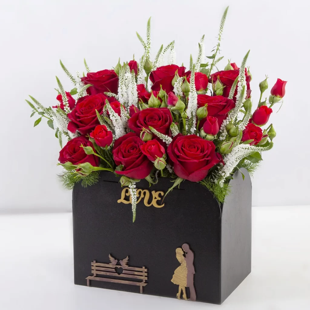 تصویر باکس جوبی کوچک گل رز هلندی قرمز و لاکچری کد 2660