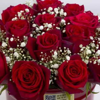 تصویر باکس گل لاکچری گل رز هلندی قرمز کد 2570
