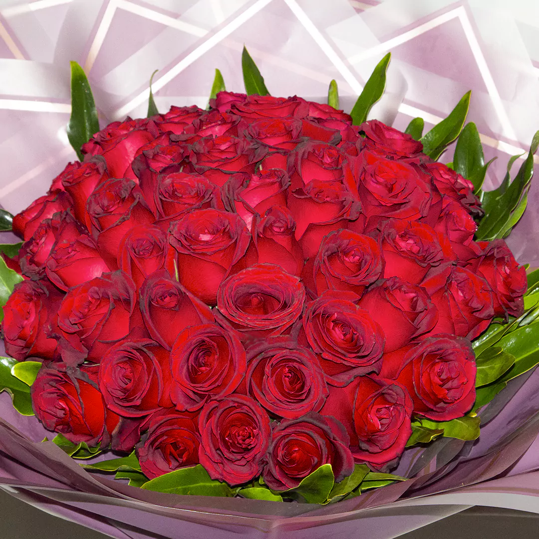 مدل دسته گل هدیه رز قرمز کد 6670
